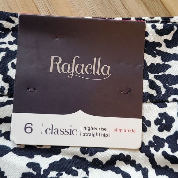 🔹️NWT Rafaella Blue & White Print Slim Cropped Ankle Pants Size 6/28 - Picture 8 of 8